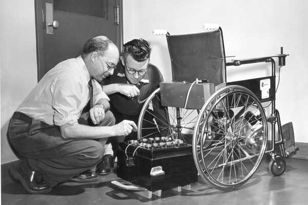 You are currently viewing Shop Custom Wheelchairs Online in Dubai | Wahat Al Noor
